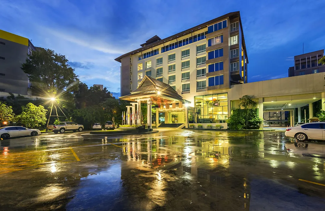 Buri Sriphu Hotel-1